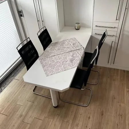Ferienhaus / Wohnen Auf Zeit Bei Hamburg *